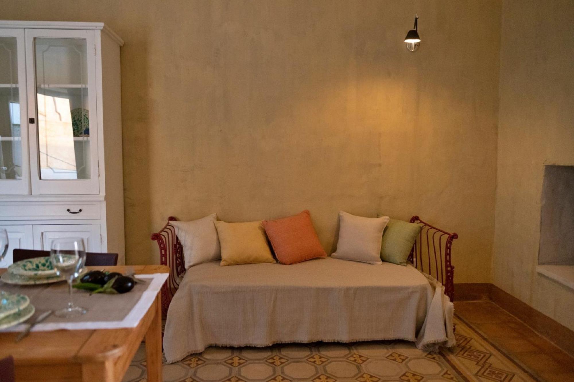 Palazzo Pati Hotel Tiggiano Exterior photo